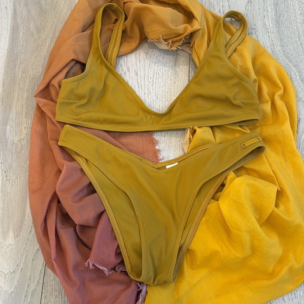 Zimmermann Ribbed Bikini - Picture 5 of 12